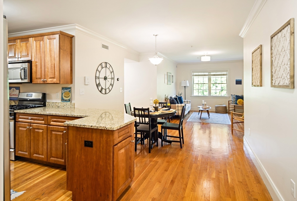 255 Winter St 302