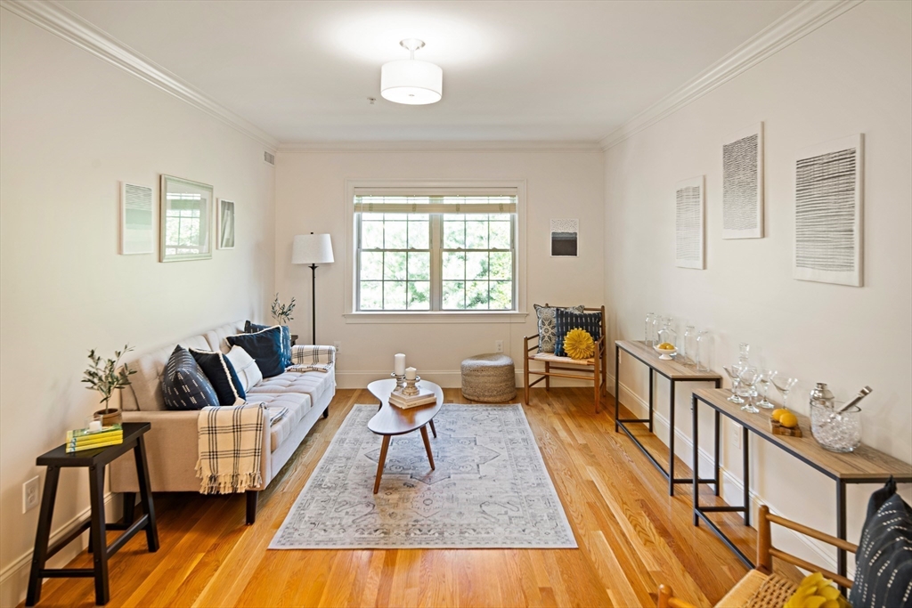 255 Winter St 302