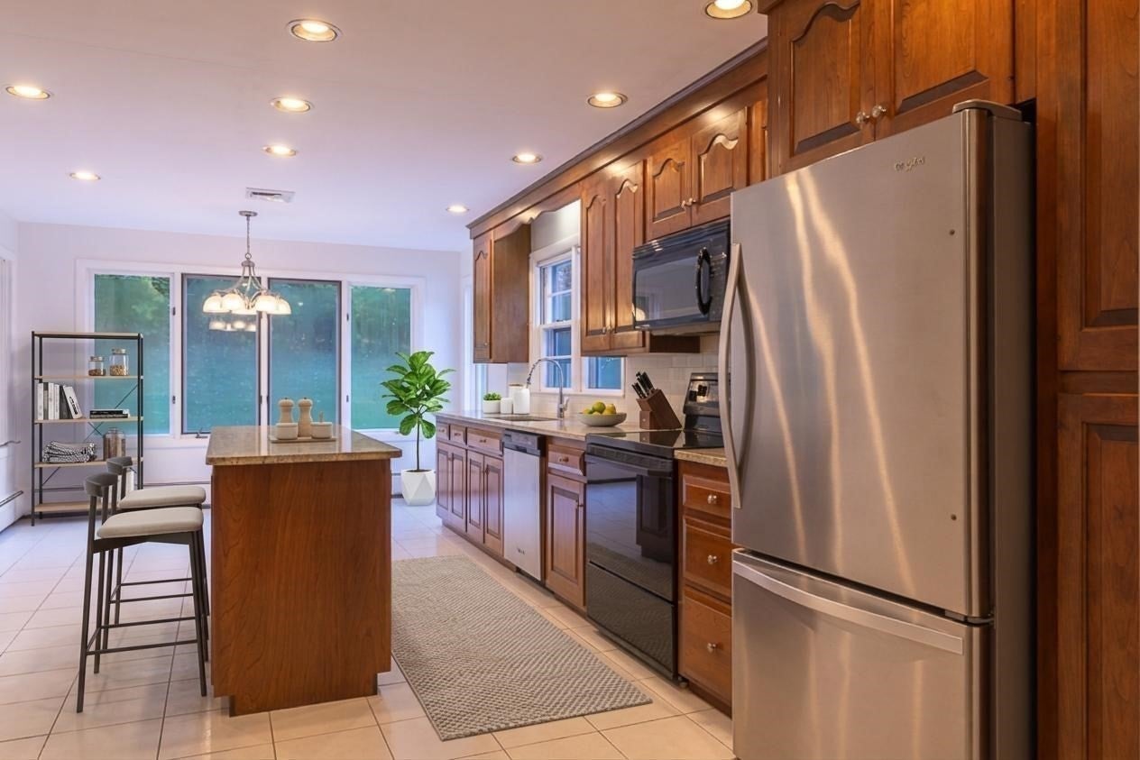 346 Chestnut St, Franklin, MA, 346 Chestnut St, Franklin, MA Photo #4