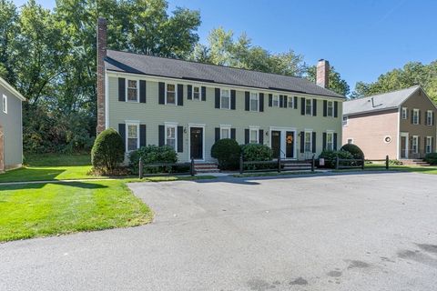 915 Wellman Ave 915 Chelmsford MA 01863