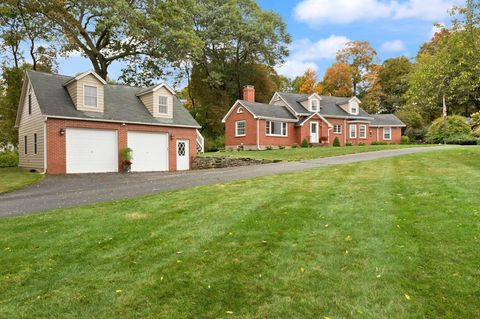 27 Burley Farm Rd Danvers MA 01923