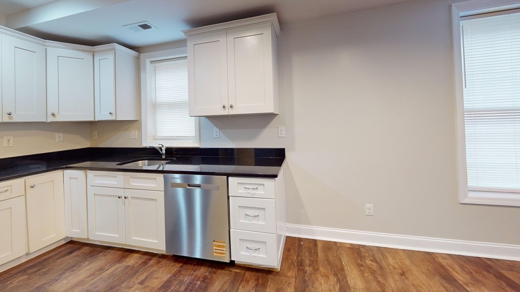 60 Holworthy ST #6, Boston, MA Photo #22