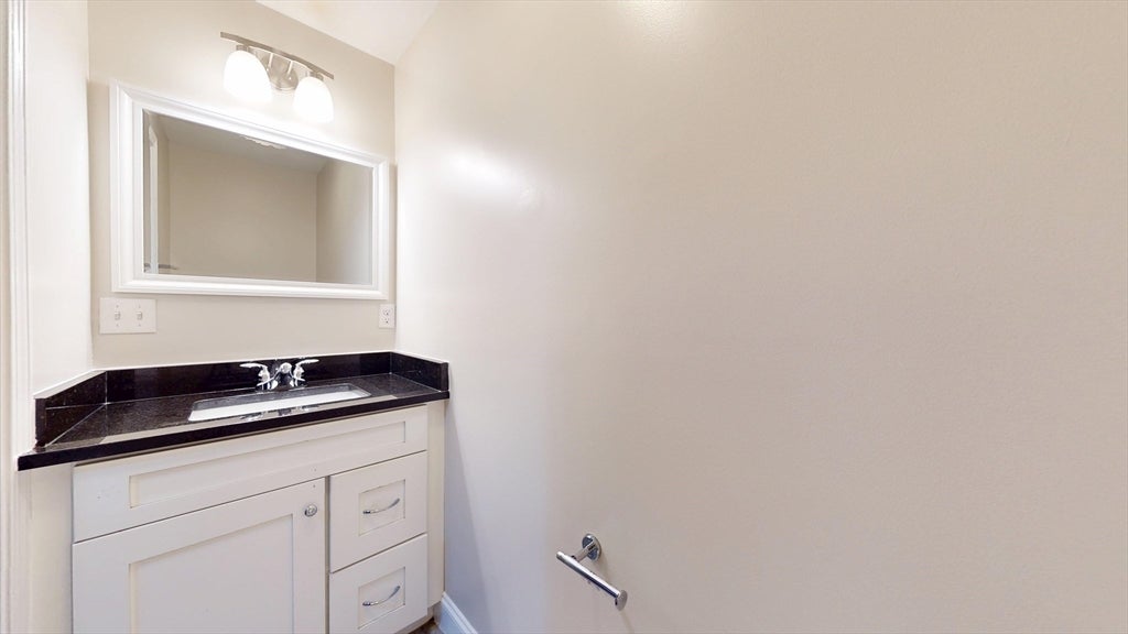 60 Holworthy ST #6, Boston, MA Photo #4