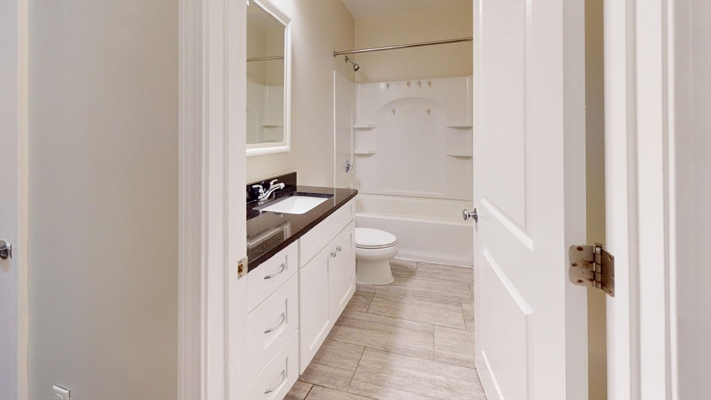 60 Holworthy ST #6, Boston, MA Photo #16