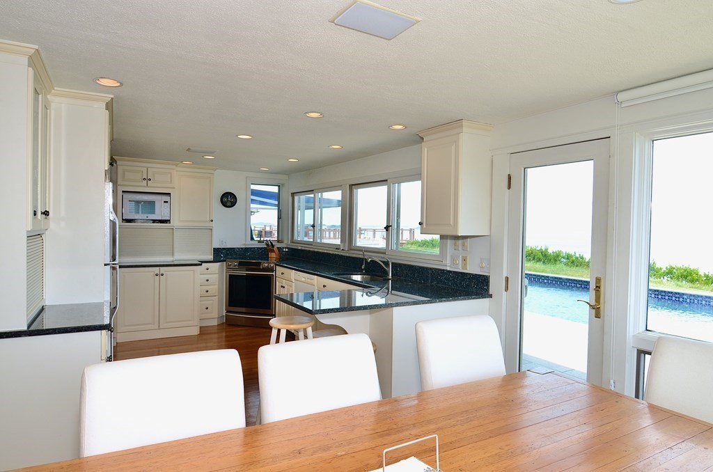53 Harborview Rd
