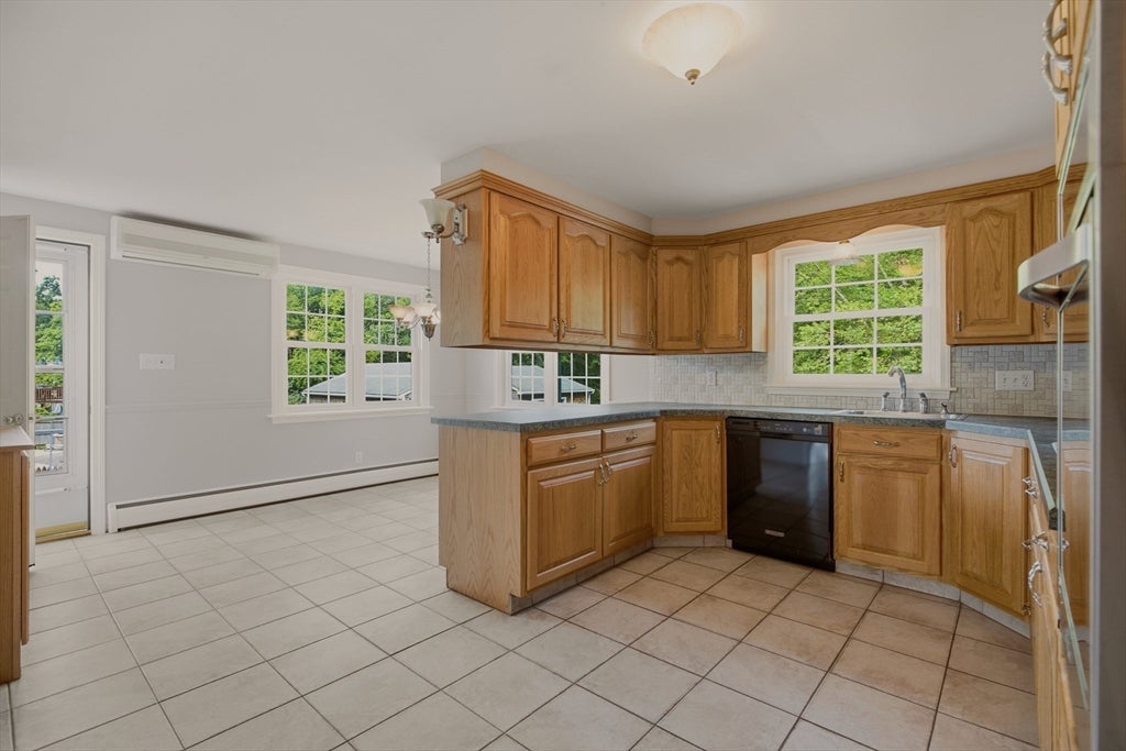 145 Stoney Hill Rd, Swansea, MA, 145 Stoney Hill Rd, Swansea, MA Photo #9