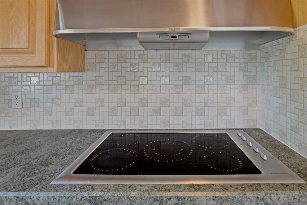 145 Stoney Hill Rd, Swansea, MA, 145 Stoney Hill Rd, Swansea, MA Photo #12