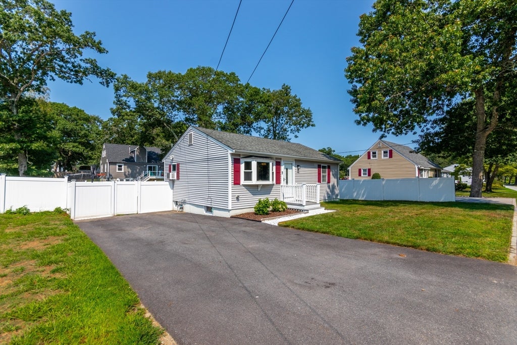 4 Standish Ave, Wareham, MA, 4 Standish Ave, Wareham, MA Photo #23