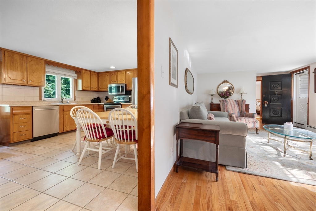 32 Scenic Dr