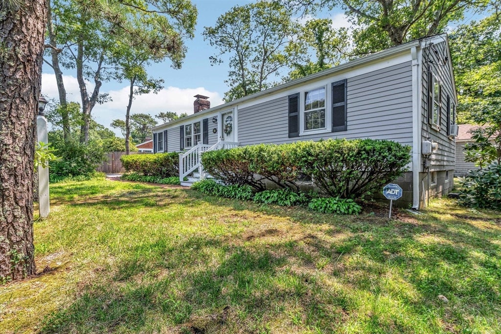 11 Hazelwood Rd