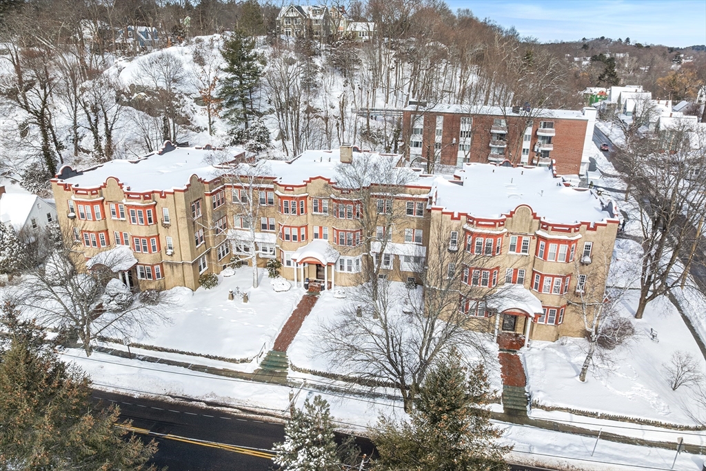 601 Franklin Street 2