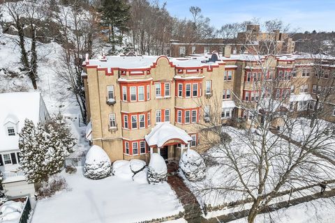 Photo of 601 Franklin Street #2, Melrose, MA 02176 (MLS # 73472364)