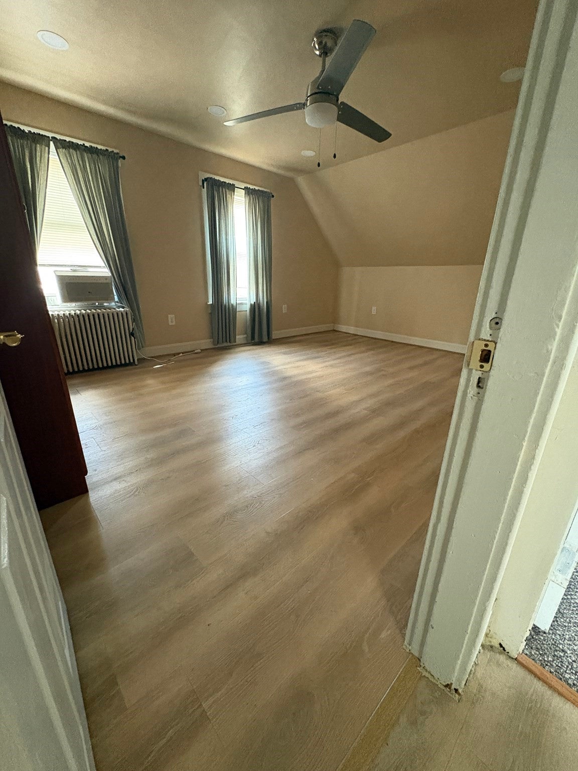 1088 Bridge St, Lowell, MA Photo #9