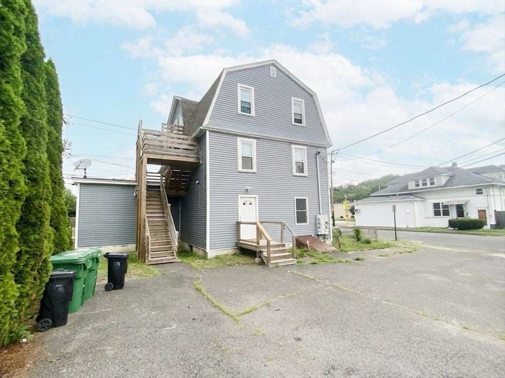 182 Chicopee St