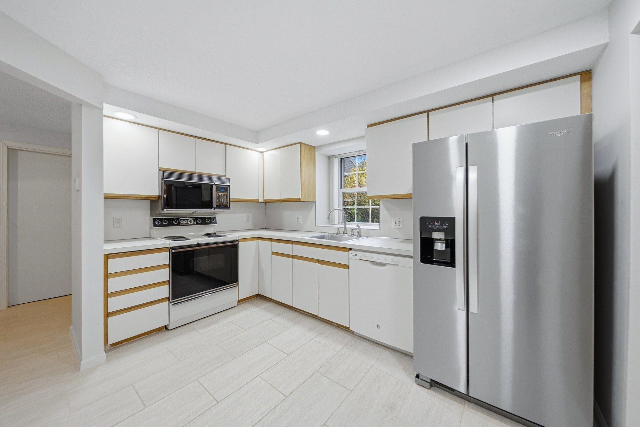 31 Shaw Farm Road #31, Canton, MA Photo #6