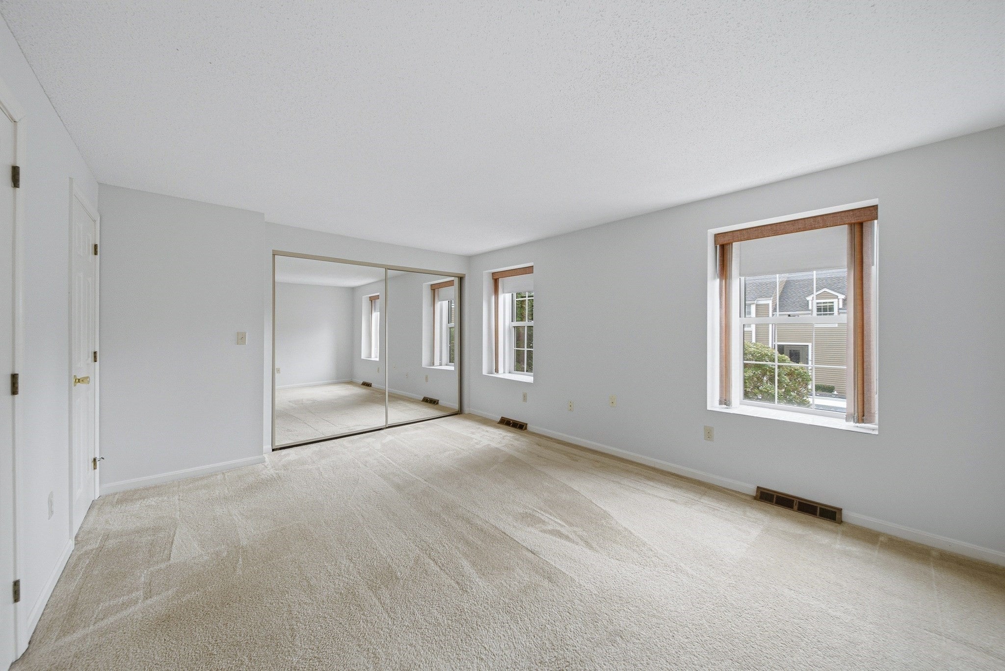 31 Shaw Farm Road #31, Canton, MA Photo #17