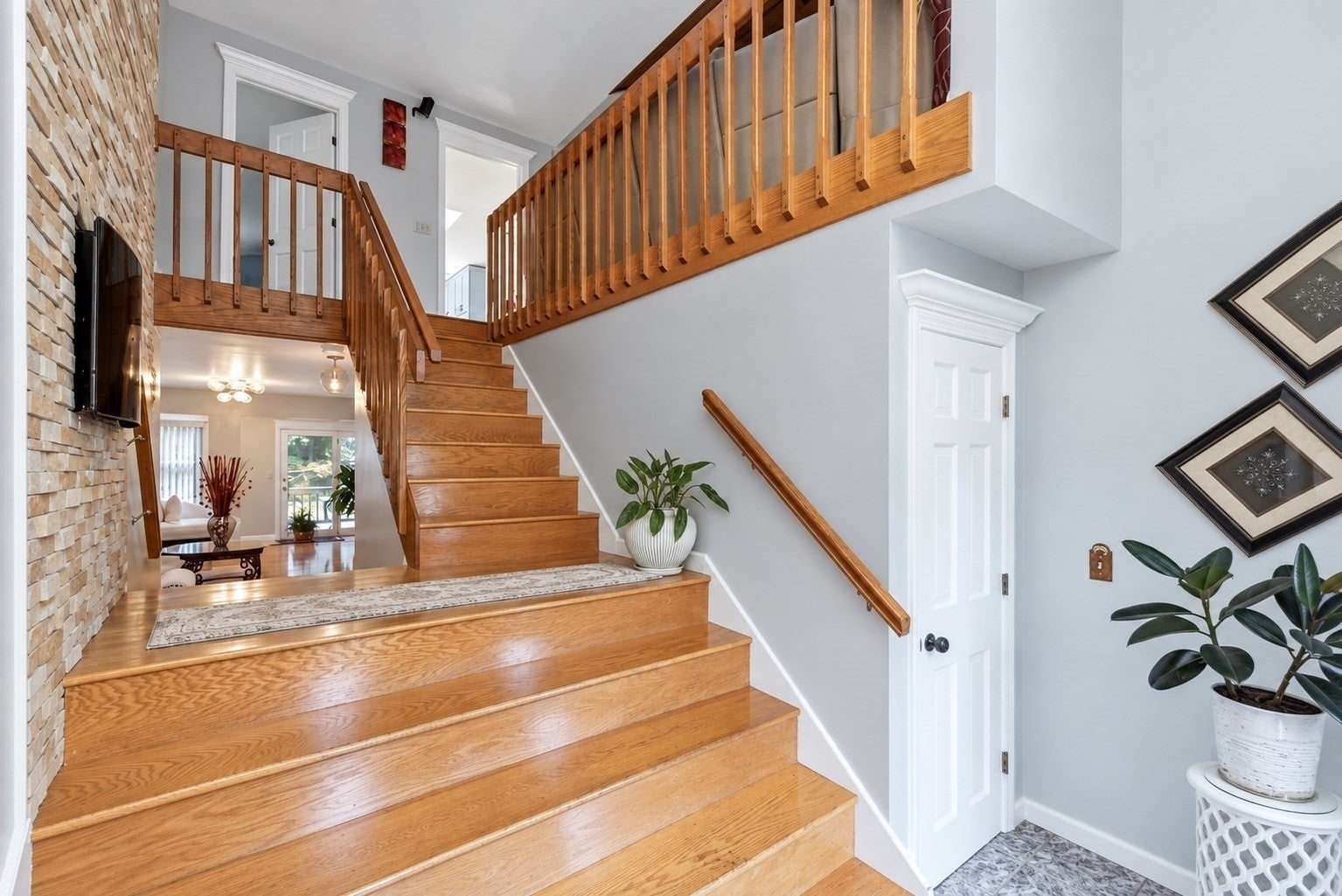 252 Elizabeth Dr.