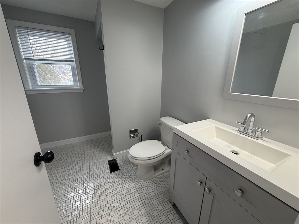 83 Taylor Street #2, Waltham, MA Photo #14