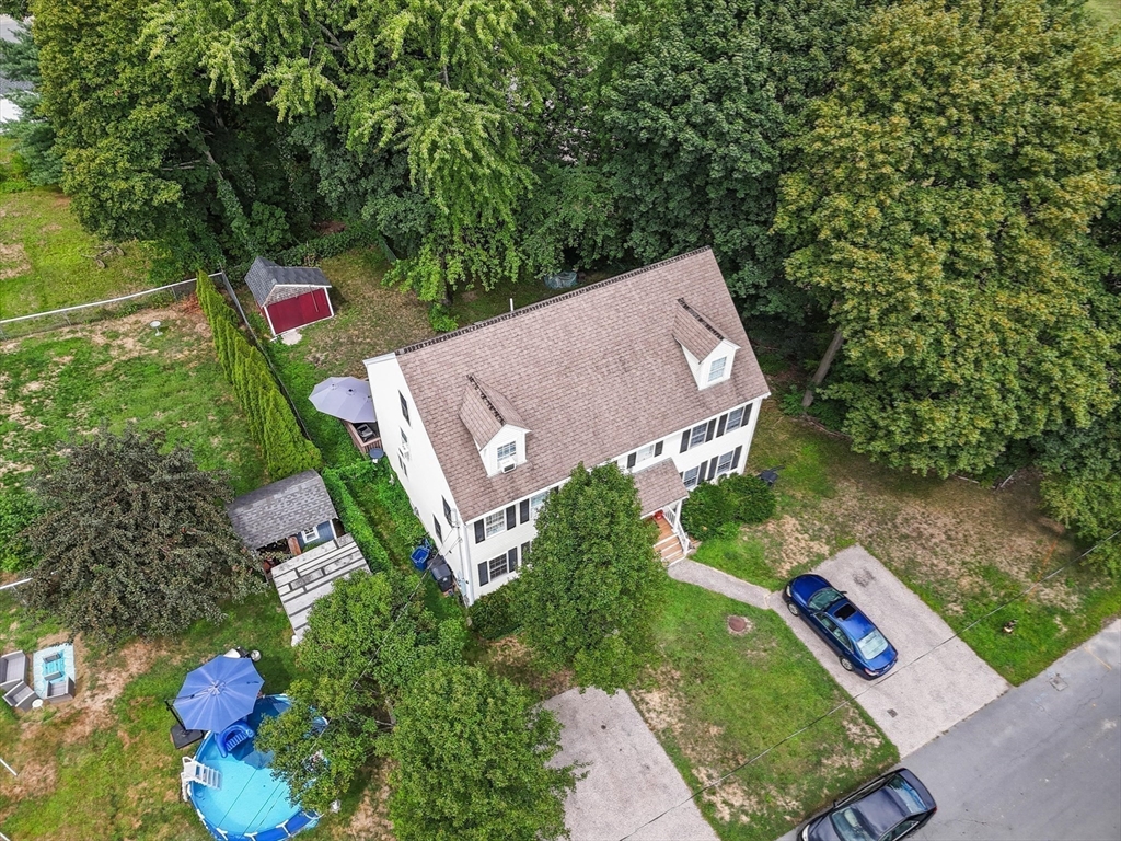 39 12th Ave 39