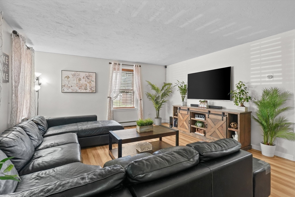 39 12th Ave 39