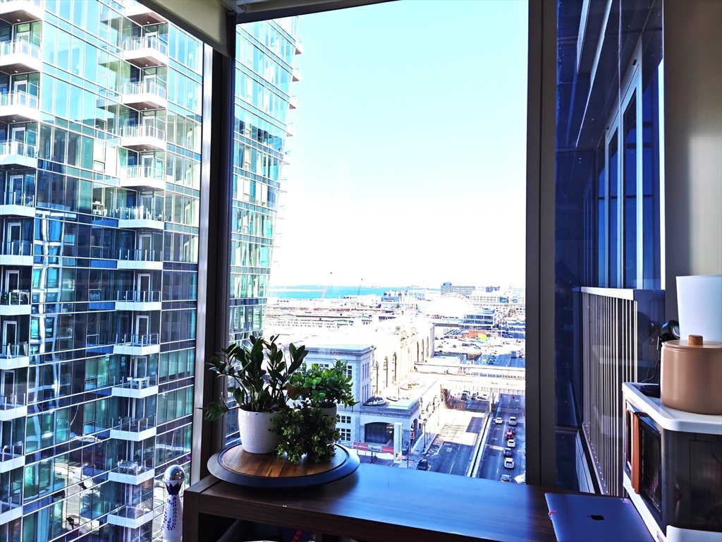 133 Seaport Blvd 1510