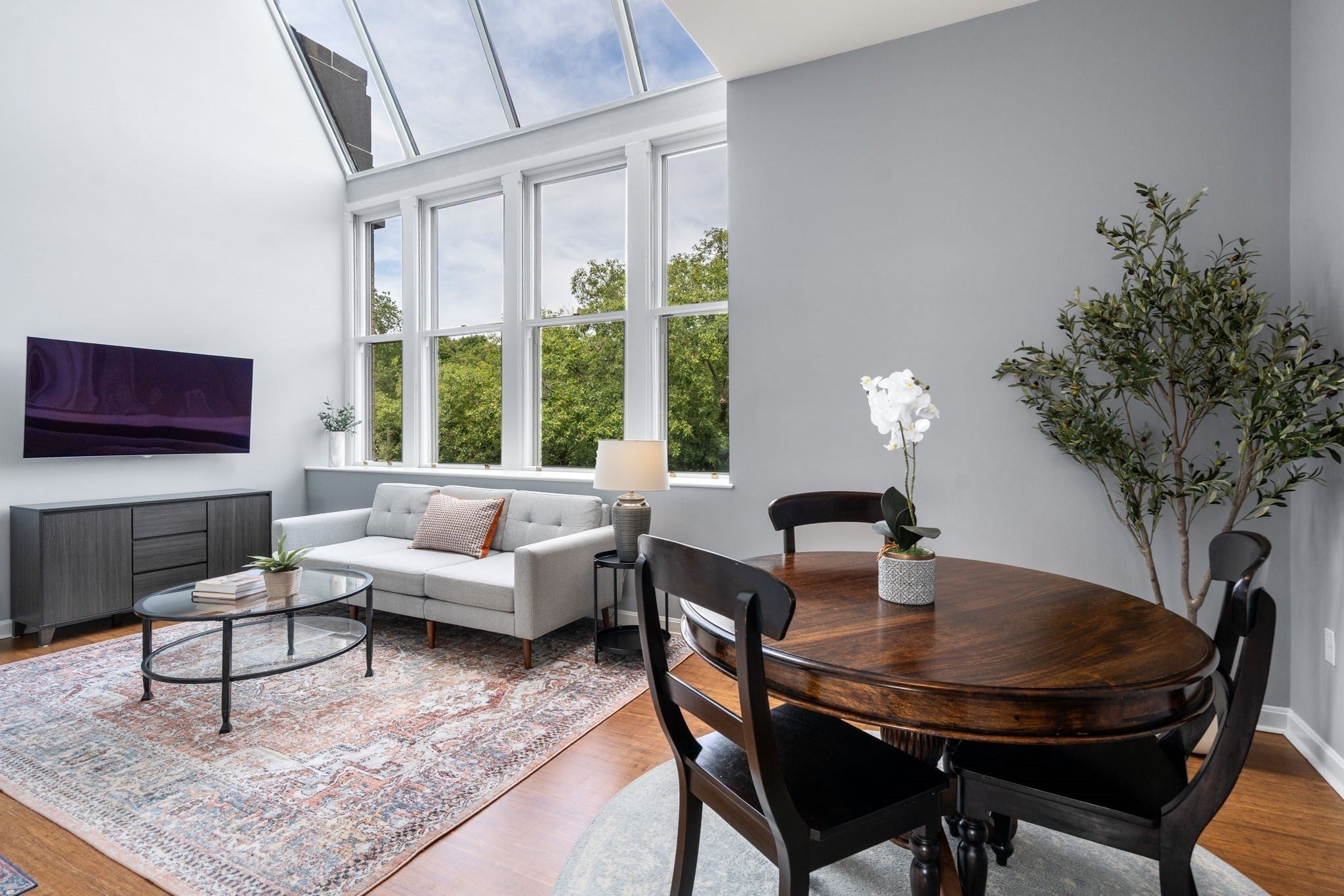 60 E Glen Road #303, Brookline, MA, 60 E Glen Road #303, Brookline, MA Photo #2