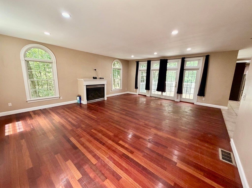 41 Thresher Rd