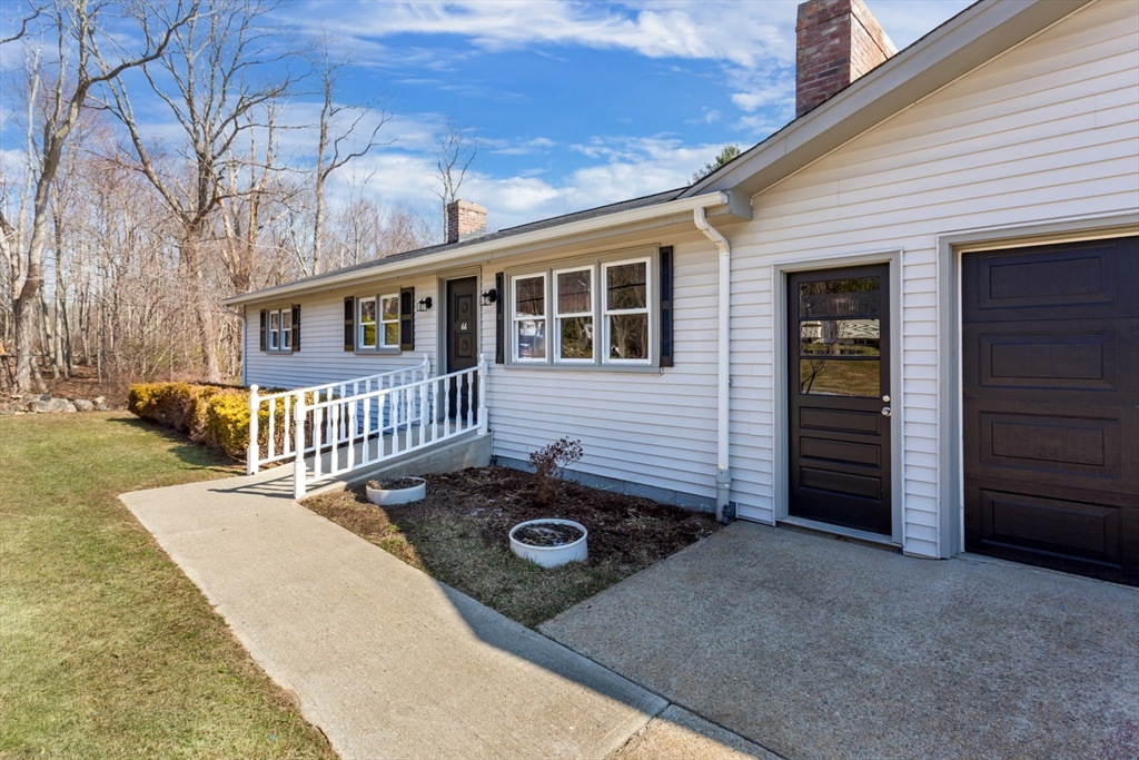 66 Old Chestnut Hill Rd