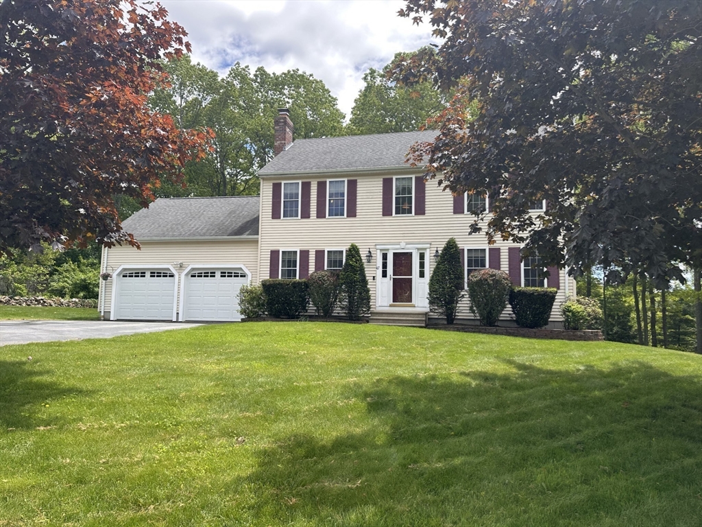 47 Sharlene Ln