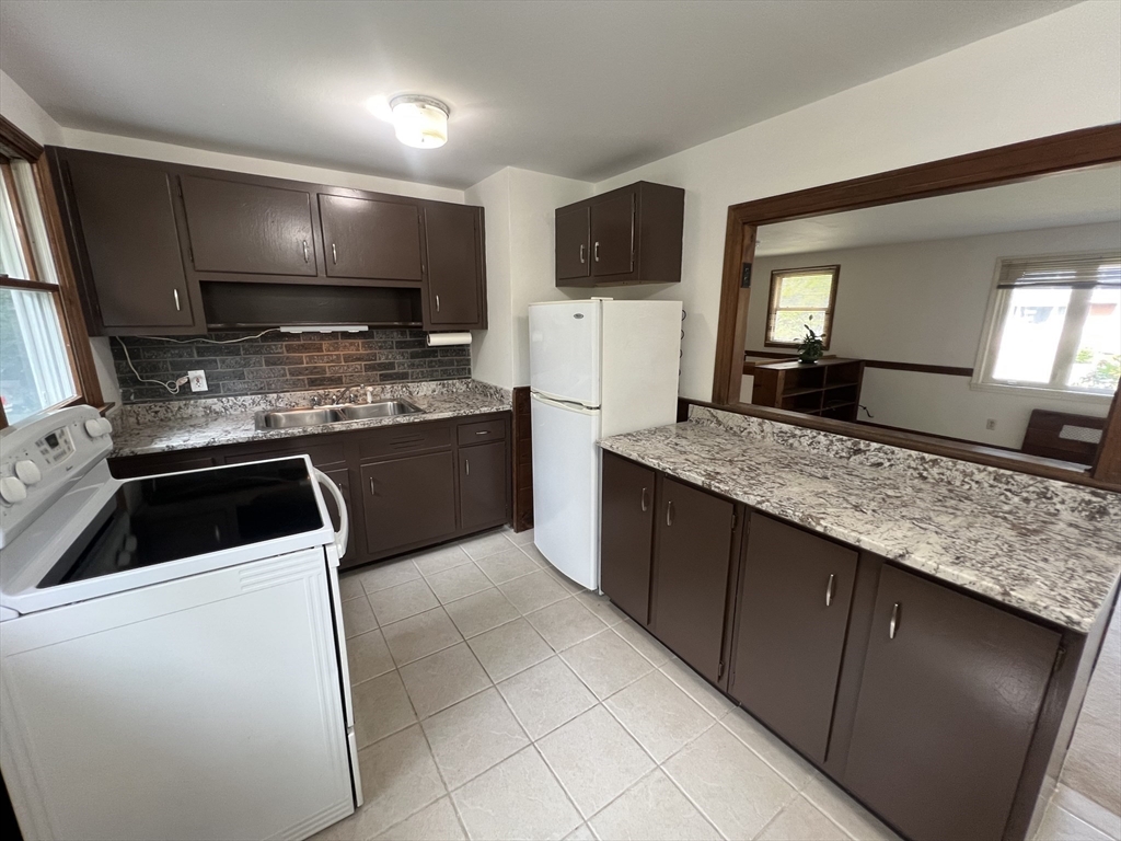 12 Saran Ave 12