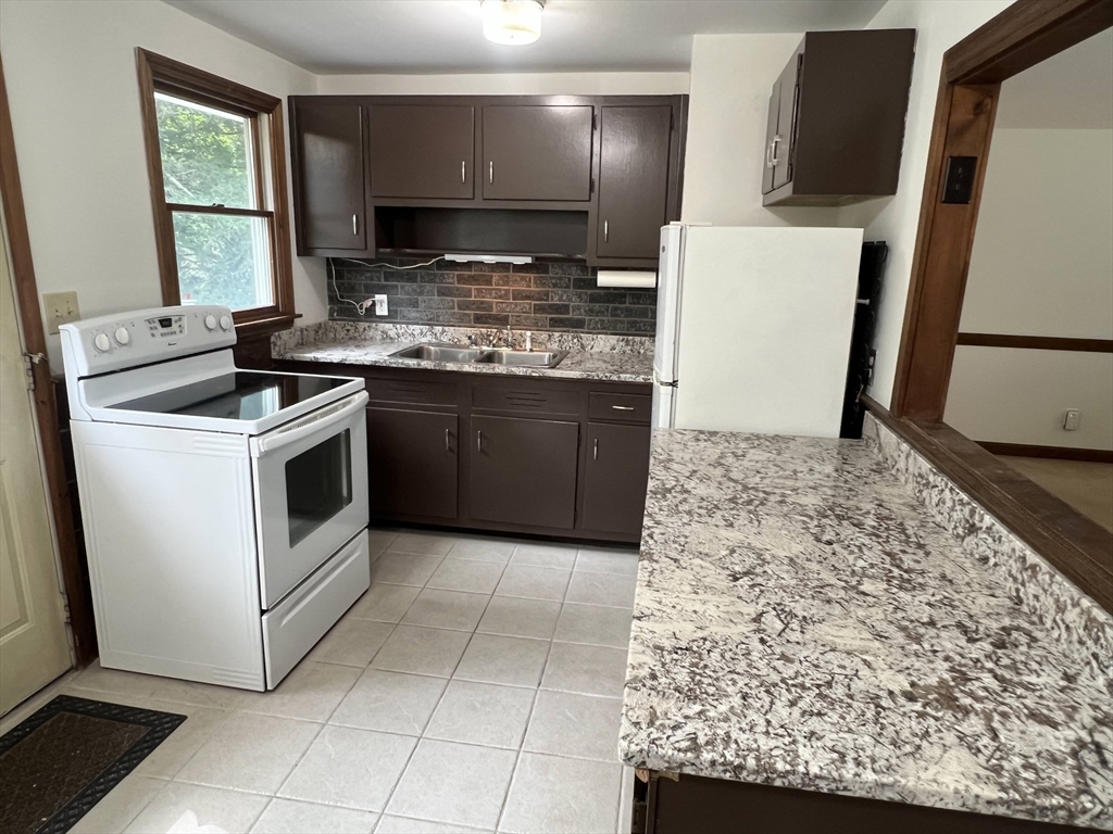 12 Saran Ave 12