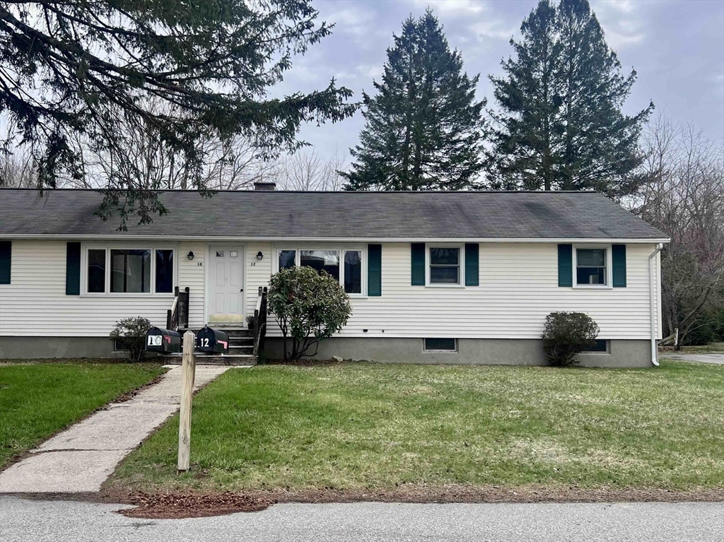 12 Saran Ave 12