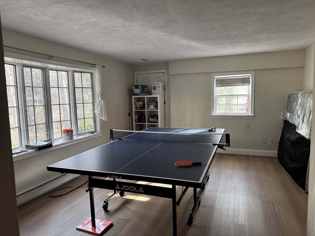 10 Greenwood Ln 1