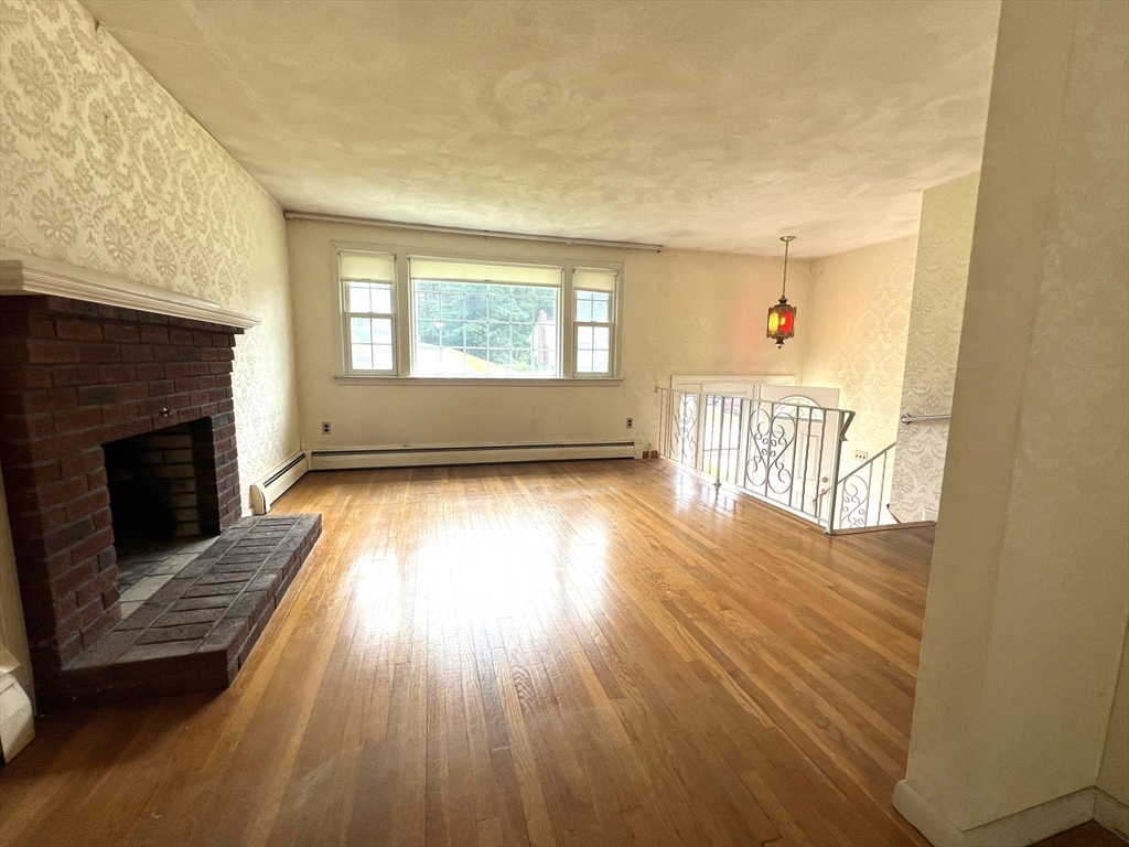 31 Dix Rd Ext