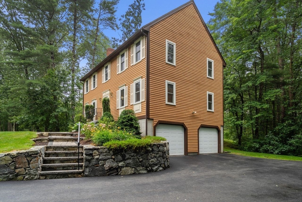 89 Bruin Hill Road