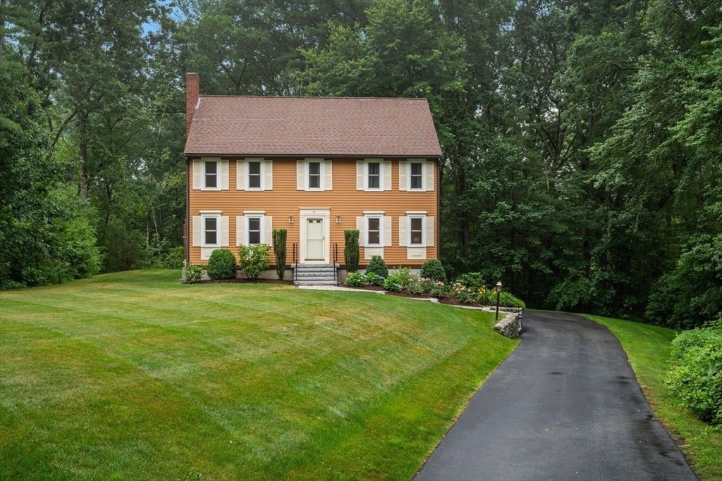 89 Bruin Hill Road