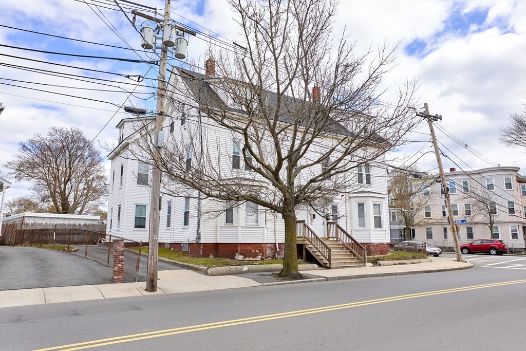 133 Chestnut St