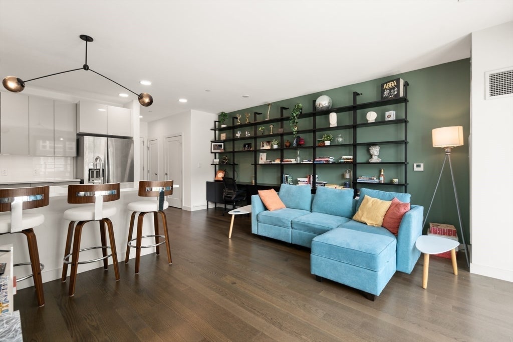 65 Lewis St #216, Boston, MA, 65 Lewis St #216, Boston, MA Photo #4