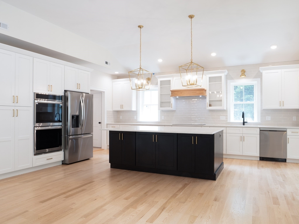 7 Brookdale Rd