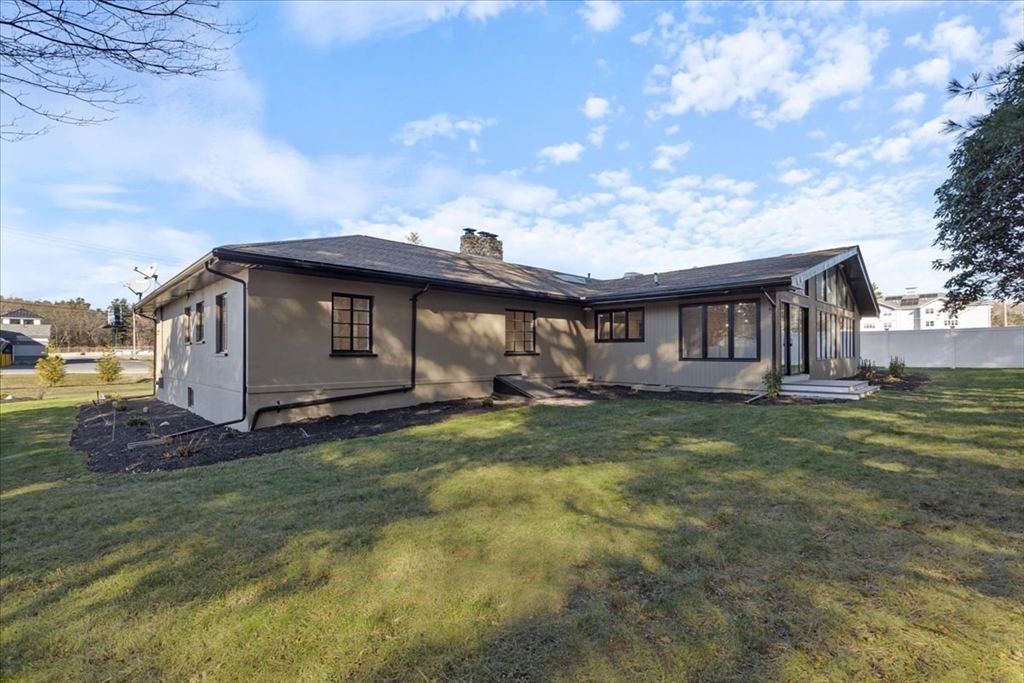6 Sunset Dr