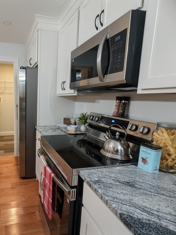 72 B Cottage Lane (B)