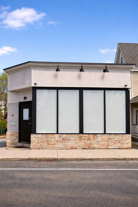 Photo of 289-291 Watertown St, Newton, MA 02458 (MLS # 73488464)