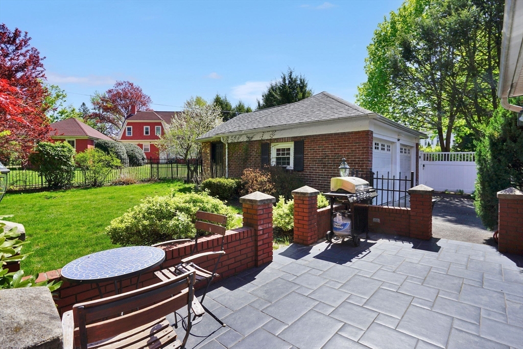 35 Shefford St