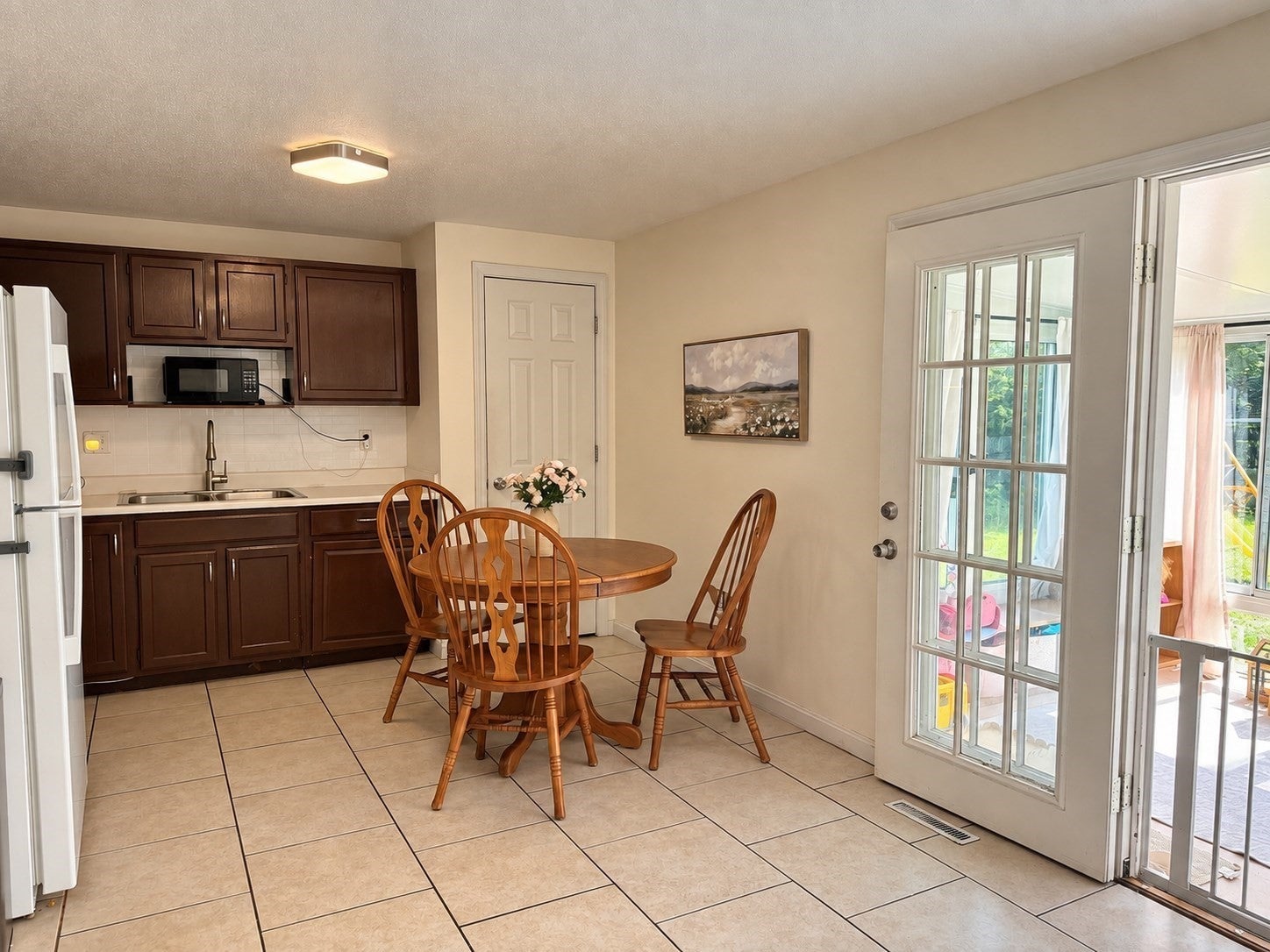 145 Mckinstry Ave, Chicopee, MA Photo #7