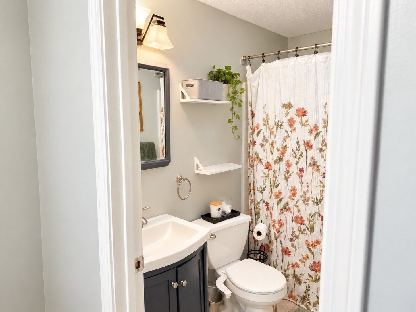 145 Mckinstry Ave, Chicopee, MA Photo #29