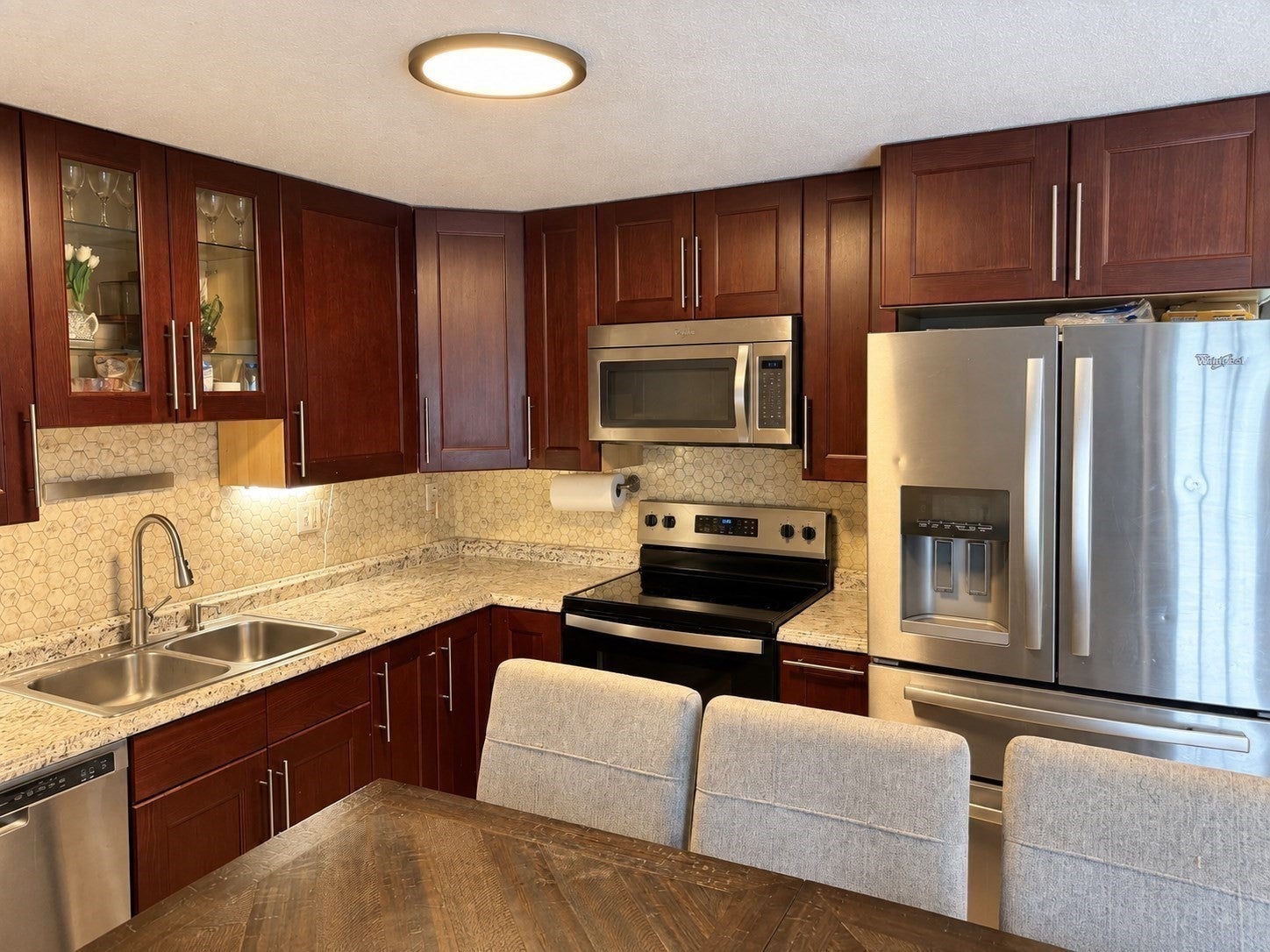 145 Mckinstry Ave, Chicopee, MA Photo #23