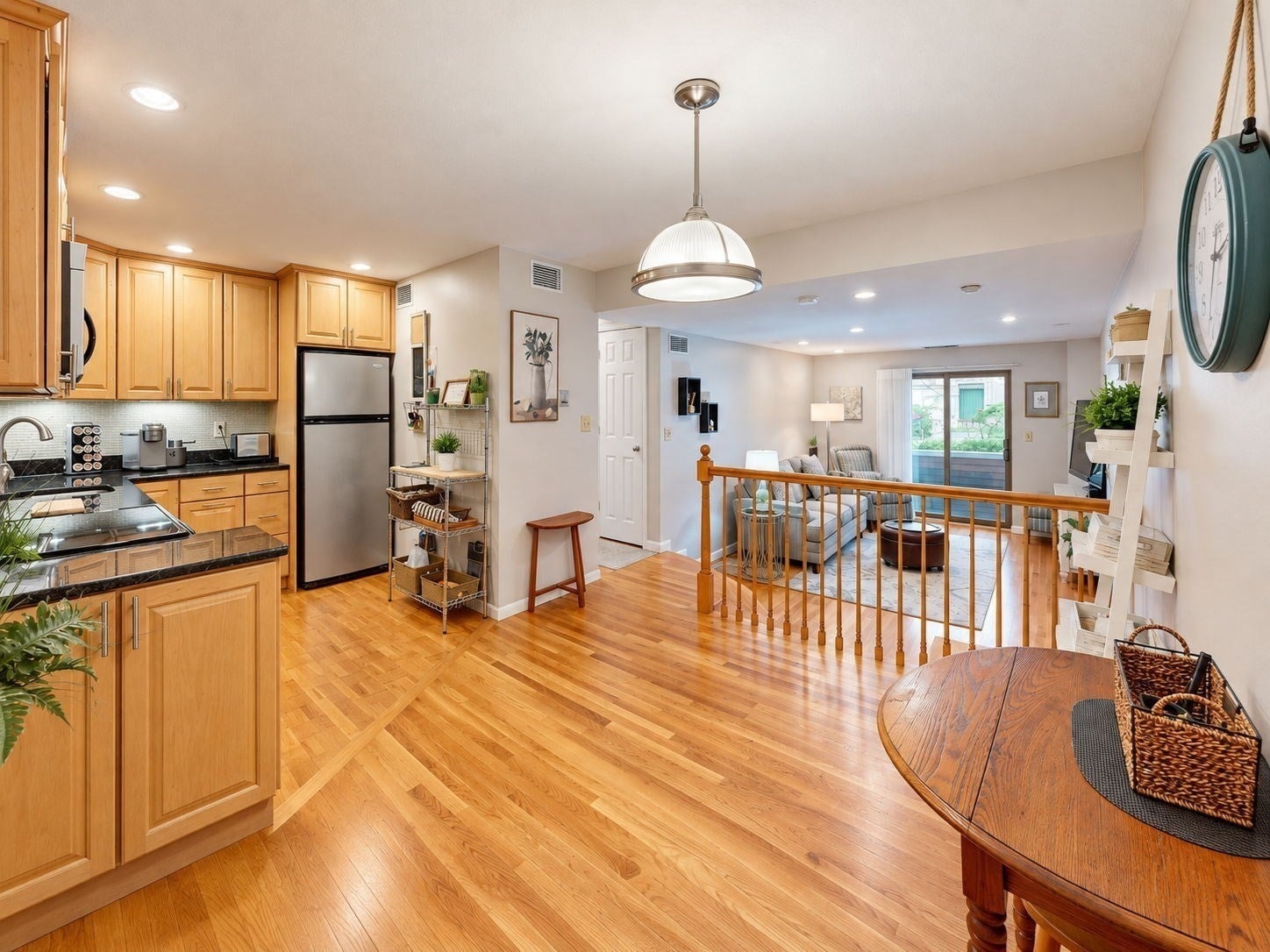 1216 Vfw Pkwy 41
