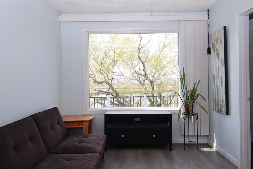 Revere, Massachusetts 02151, United States, ,2 BathroomsBathrooms,Commercial,Active,115839