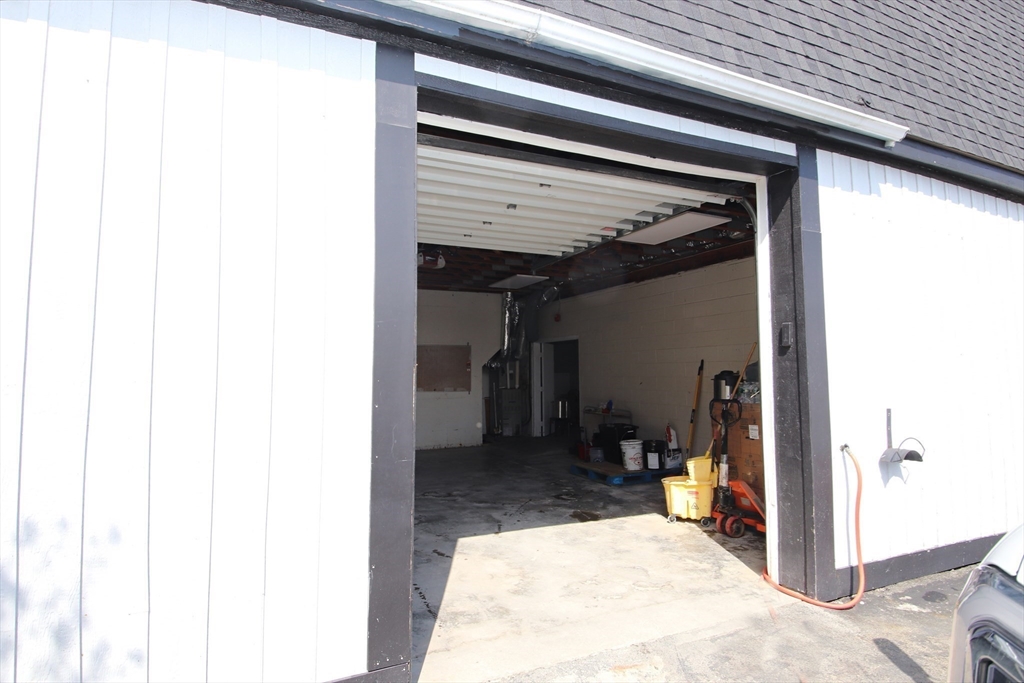 Revere, Massachusetts 02151, United States, ,2 BathroomsBathrooms,Commercial,Active,115839