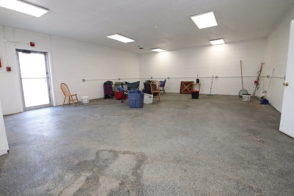 1330 Broadway - Route 107